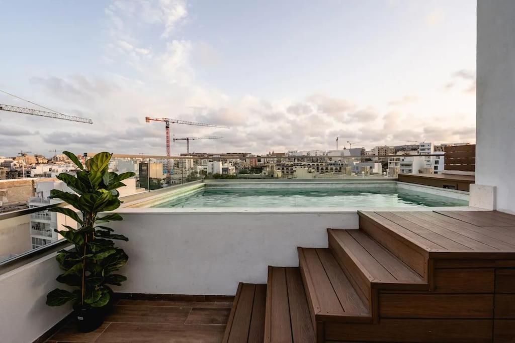 Luxurious & Stylish Penthouse With Private Pool Apartment มซิดา ภายนอก รูปภาพ